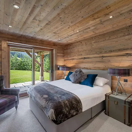 Chalet De Luxe Avec Espace Bien-etre, 5 Ensuite, Cinema, Proche - Fr-1-569-81 *